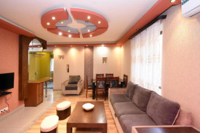 APARTMENT IN THE CITY CENTER KOGHBATSI 67